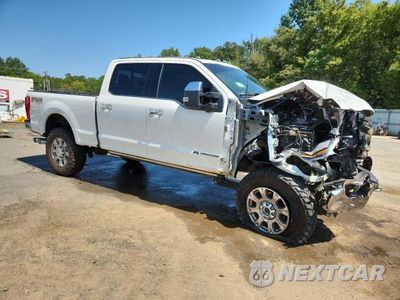 Czwarte zdjęcie samochodu z boku: 2022 FORD F250 SUPER DUTY VIN:1FT8W2BT3NEF74896 - miniatura