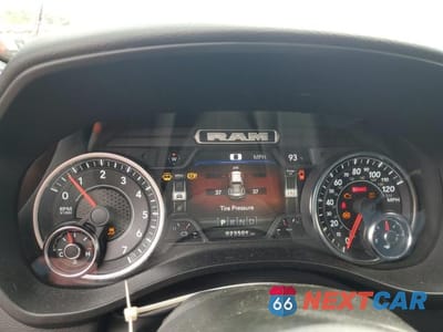 Zdjęcie 9 z 12 samochodu: 2023 RAM 1500 BIG HORN VIN:1C6RRFFG4PN531680 - miniatura