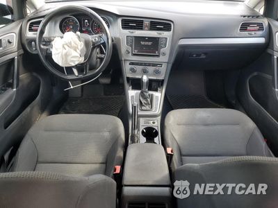 Zdjęcie 8 z 12 samochodu: 2016 VOLKSWAGEN GOLF S/SE VIN:3VW217AU1GM013053 - miniatura