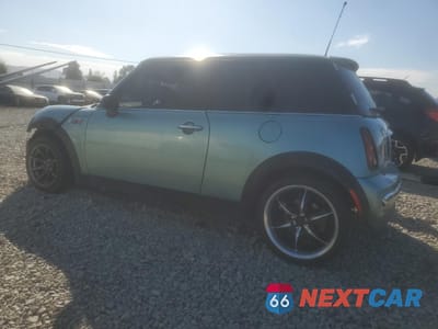 Drugie zdjęcie samochodu z przodu: 2002 MINI COOPER VIN:WMWRC33442TE12938 - miniatura