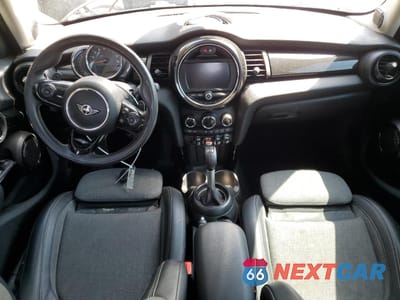 Zdjęcie 8 z 14 samochodu: 2019 MINI COOPER S VIN:WMWXU3C57K2H86835 - miniatura