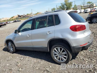 Drugie zdjęcie samochodu z przodu: 2016 VOLKSWAGEN TIGUAN S VIN:WVGBV7AX8GW508573 - miniatura