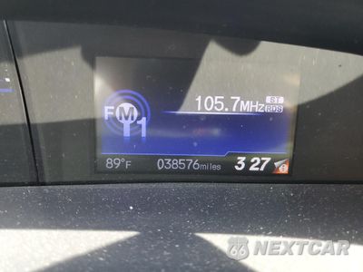 Zdjęcie 9 z 14 samochodu: 2015 HONDA CIVIC LX VIN:19XFB2F51FE268168 - miniatura