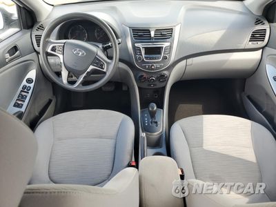 Zdjęcie 8 z 12 samochodu: 2017 HYUNDAI ACCENT SE VIN:KMHCT4AE9HU325302 - miniatura