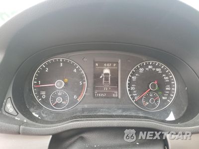 Zdjęcie 9 z 14 samochodu: 2015 VOLKSWAGEN PASSAT SE VIN:1VWBV7A30FC052714 - miniatura