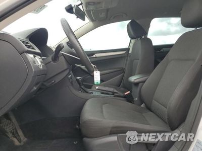 Zdjęcie 7 z 13 samochodu: 2014 VOLKSWAGEN PASSAT S VIN:1VWAS7A37EC024265 - miniatura