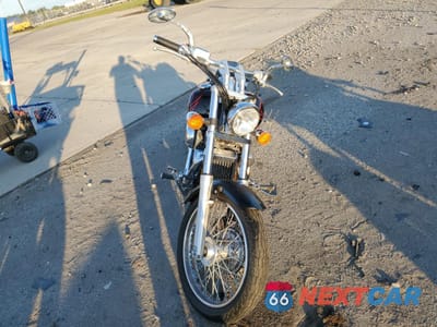 Drugie zdjęcie samochodu z przodu: 2007 HONDA VT750 DC VIN:JH2RC444X7M100796 - miniatura
