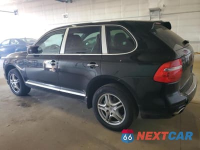 Drugie zdjęcie samochodu z przodu: 2010 PORSCHE CAYENNE S VIN:WP1AB2AP1ALA51219 - miniatura