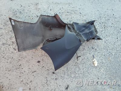 Zdjęcie 12 z 15 samochodu: 2018 TOYOTA CAMRY L VIN:4T1B11HK0JU124213 - miniatura