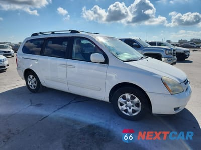 Czwarte zdjęcie samochodu z boku: 2007 KIA SEDONA EX VIN:KNDMB233X76183847 - miniatura