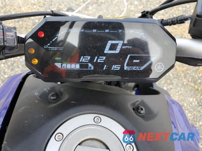 Zdjęcie 7 z 10 samochodu: 2022 YAMAHA MT07 VIN:JYARM32E1NA005002 - miniatura