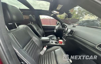 Piąte zdjęcie samochodu w środku: 2019 JEEP GRAND CHEROKEE LIMITED VIN:1C4RJFBGXKC841021 - miniatura