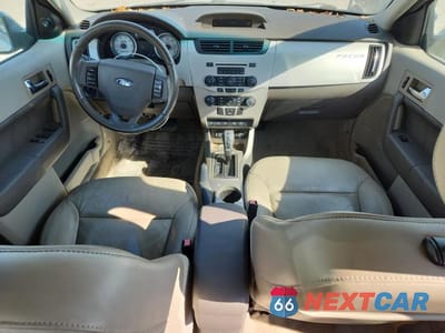 Zdjęcie 8 z 12 samochodu: 2010 FORD FOCUS SEL VIN:1FAHP3HN1AW165866 - miniatura