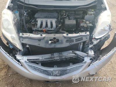 Zdjęcie 11 z 12 samochodu: 2009 HONDA FIT SPORT VIN:JHMGE874X9S060259 - miniatura
