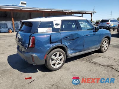 Trzecie zdjęcie samochodu z tyłu: 2025 MINI COUNTRYMAN S ALL4 VIN:WMZ23GA06S7R60036 - miniatura