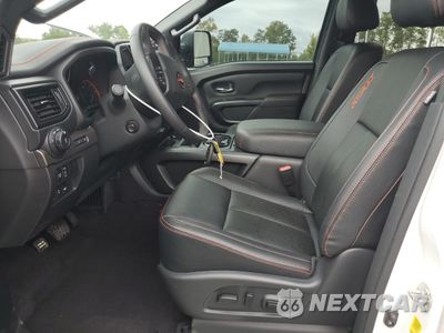 Zdjęcie 7 z 15 samochodu: 2023 NISSAN TITAN SV VIN:1N6AA1ED4PN113902 - miniatura