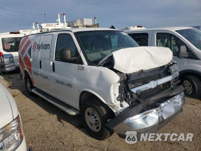 Czwarte zdjęcie samochodu z boku: 2022 CHEVROLET EXPRESS G2500 VIN:1GCWGAF76N1211849 - miniatura