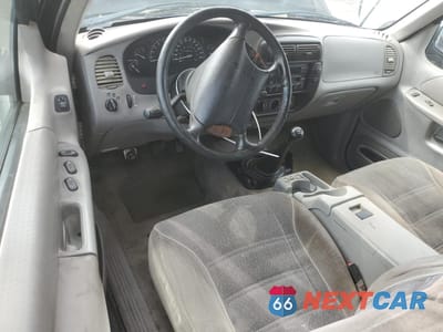 Zdjęcie 8 z 13 samochodu: 1998 FORD EXPLORER VIN:1FMYU22X6WUA10221 - miniatura