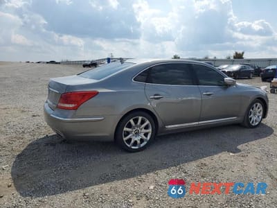 Trzecie zdjęcie samochodu z tyłu: 2013 HYUNDAI EQUUS SIGNATURE VIN:KMHGH4JH3DU062294 - miniatura