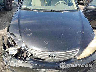 Zdjęcie 11 z 12 samochodu: 2005 TOYOTA CAMRY LE VIN:4T1BE30KX5U004730 - miniatura