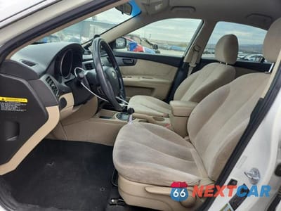 Zdjęcie 7 z 12 samochodu: 2010 KIA OPTIMA LX VIN:KNAGG4A82A5432399 - miniatura