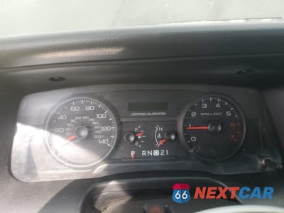 Zdjęcie 9 z 12 samochodu: 2008 FORD CROWN VICTORIA POLICE INTERCEPTOR VIN:2FAHP71V38X174732 - miniatura