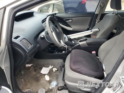 Zdjęcie 7 z 12 samochodu: 2013 TOYOTA PRIUS VIN:JTDKN3DU7D5552029 - miniatura