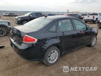 Trzecie zdjęcie samochodu z tyłu: 2011 FORD FOCUS SE VIN:1FAHP3FN8BW117611 - miniatura
