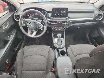 Zdjęcie 8 z 15 samochodu: 2019 KIA FORTE FE VIN:3KPF24ADXKE052307 - miniatura