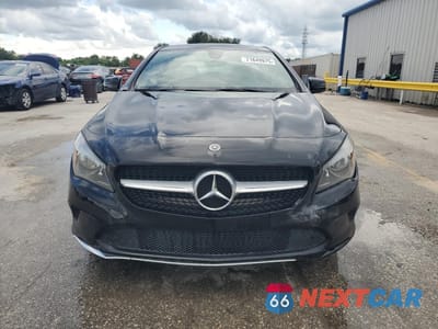 Piąte zdjęcie samochodu w środku: 2019 MERCEDES-BENZ CLA 250 4MATIC VIN:WDDSJ4GB3KN717508 - miniatura