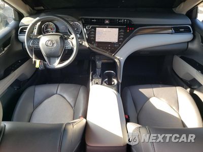 Zdjęcie 8 z 14 samochodu: 2020 TOYOTA CAMRY XLE VIN:4T1F11AK4LU928464 - miniatura