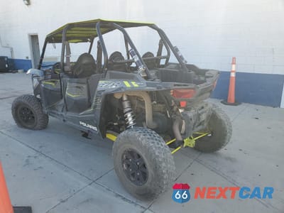 Trzecie zdjęcie samochodu z tyłu: 2016 POLARIS RZR XP 4 1000 EPS VIN:3NSVFE995GF784964 - miniatura