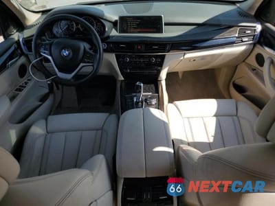 Zdjęcie 8 z 13 samochodu: 2016 BMW X5 XDR40E VIN:5UXKT0C54G0F74748 - miniatura