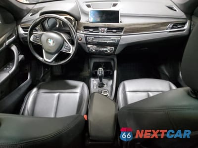 Zdjęcie 8 z 15 samochodu: 2021 BMW X1 XDRIVE28I VIN:WBXJG9C02M5U44511 - miniatura