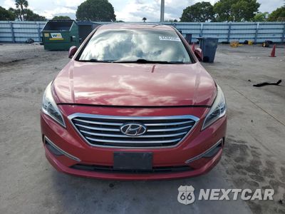 Piąte zdjęcie samochodu w środku: 2015 HYUNDAI SONATA SE VIN:5NPE24AF6FH211306 - miniatura