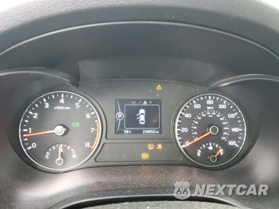 Zdjęcie 9 z 13 samochodu: 2018 KIA OPTIMA LX VIN:5XXGT4L36JG198375 - miniatura