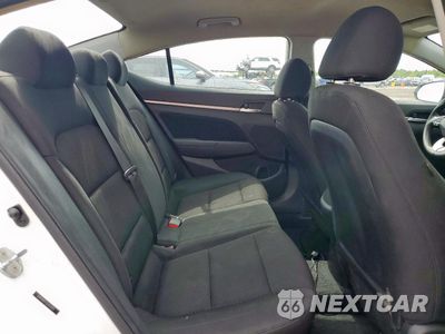 Zdjęcie 10 z 15 samochodu: 2020 HYUNDAI ELANTRA SEL VIN:5NPD84LF6LH570593 - miniatura