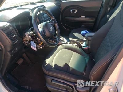 Zdjęcie 7 z 12 samochodu: 2016 KIA SOUL + VIN:KNDJP3A57G7388521 - miniatura