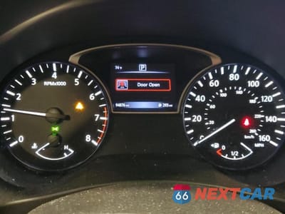 Zdjęcie 9 z 12 samochodu: 2016 NISSAN ALTIMA 2.5 SR VIN:1N4AL3AP0GC262785 - miniatura