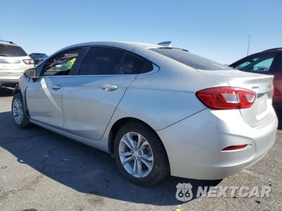 Drugie zdjęcie samochodu z przodu: 2019 CHEVROLET CRUZE LT VIN:1G1BE5SM4K7145763 - miniatura