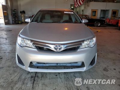 Piąte zdjęcie samochodu w środku: 2013 TOYOTA CAMRY L VIN:4T4BF1FKXDR279513 - miniatura