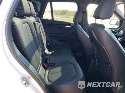 Zdjęcie 11 z 15 samochodu: 2019 BMW X1 XDRIVE28I VIN:WBXHT3C52K5L35465 - miniatura