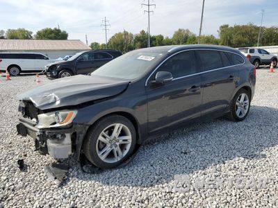 2015 VOLVO V60 PREMIER+ YV140MEC2F1203836 - główne zdjęcie licytacji z USA - miniatura