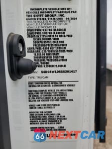 Zdjęcie 12 z 12 samochodu: 2025 ISUZU NPR HD VIN:54DC4W1D5SS201417 - miniatura