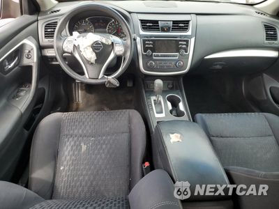 Zdjęcie 8 z 15 samochodu: 2016 NISSAN ALTIMA 2.5 VIN:1N4AL3AP8GC201880 - miniatura