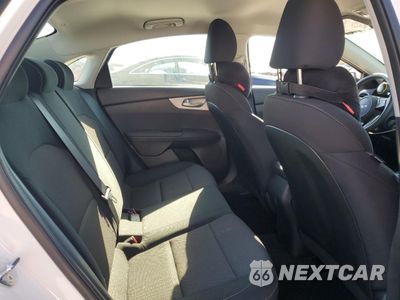Zdjęcie 10 z 15 samochodu: 2024 KIA FORTE LX VIN:3KPF24AD6RE796299 - miniatura