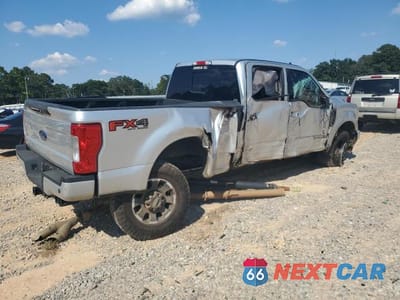Trzecie zdjęcie samochodu z tyłu: 2019 FORD F350 SUPER DUTY VIN:1FT8W3BT1KED23473 - miniatura