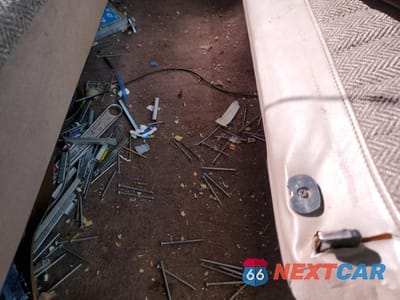 Zdjęcie 8 z 12 samochodu: 1992 FORD F350 VIN:1FTJX35G3NKA98606 - miniatura