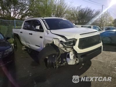 Czwarte zdjęcie samochodu z boku: 2016 TOYOTA TUNDRA CREWMAX SR5 VIN:5TFDW5F19GX509843 - miniatura