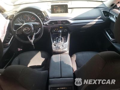 Zdjęcie 8 z 12 samochodu: 2018 MAZDA CX-9 SPORT VIN:JM3TCBBYXJ0231144 - miniatura